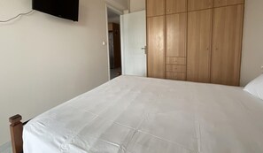 1 habitación y ropa de cama 
