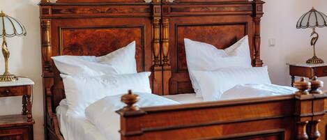 2 slaapkamers, een strijkplank/strijkijzer, gratis wifi, beddengoed