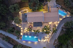Piscine extérieure