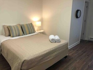 Room - Unbeatable Location (Newport)