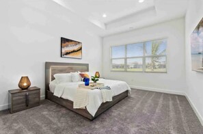 4 Schlafzimmer, Bügeleisen/Bügelbrett, WLAN, Bettwäsche