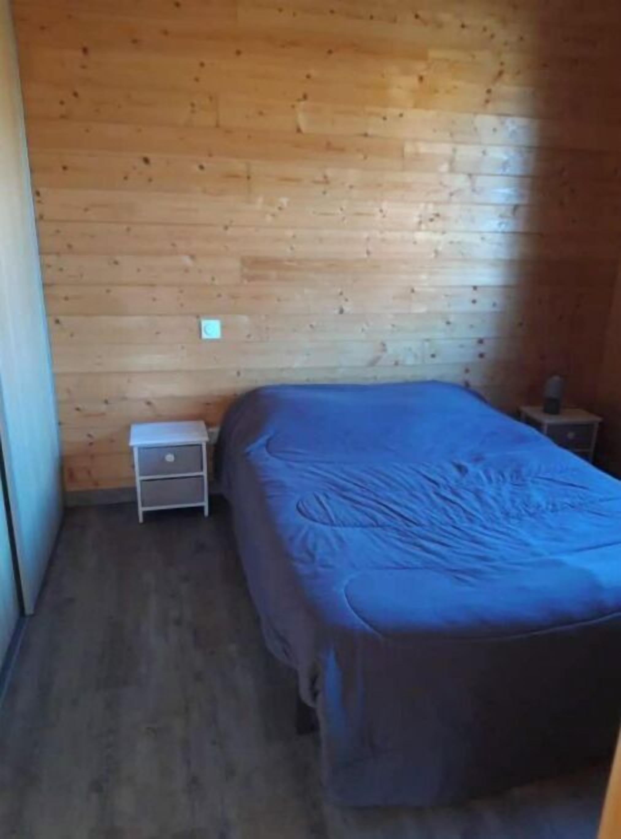 2 bedrooms, iron/ironing board, travel crib, free WiFi