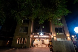 Front of property - Treebo Spring Brooks, Kalyani Nagar (Pune)