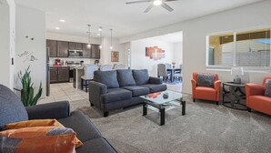 House, 3 Bedrooms | Dining - Festival Foothill Mountain Views (Buckeye)