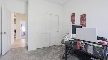 House, 3 Bedrooms | Interior