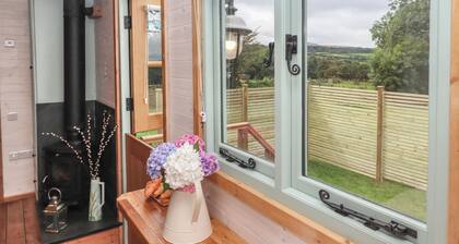 Lottie's Hut