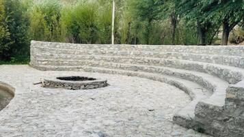 Enceinte de lâhĂ©bergement