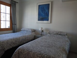 2 bedrooms, iron/ironing board, WiFi, bed sheets
