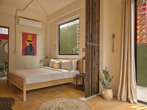 Hypo-allergenic bedding, memory-foam beds, individually decorated - VERDE by DW (San Juan)