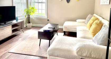 In-Law Suite in Rocky Hill with Private Entrance