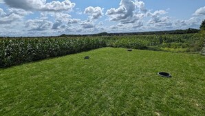 Property grounds - Maison Neuve de Plain-pied (Pipriac)