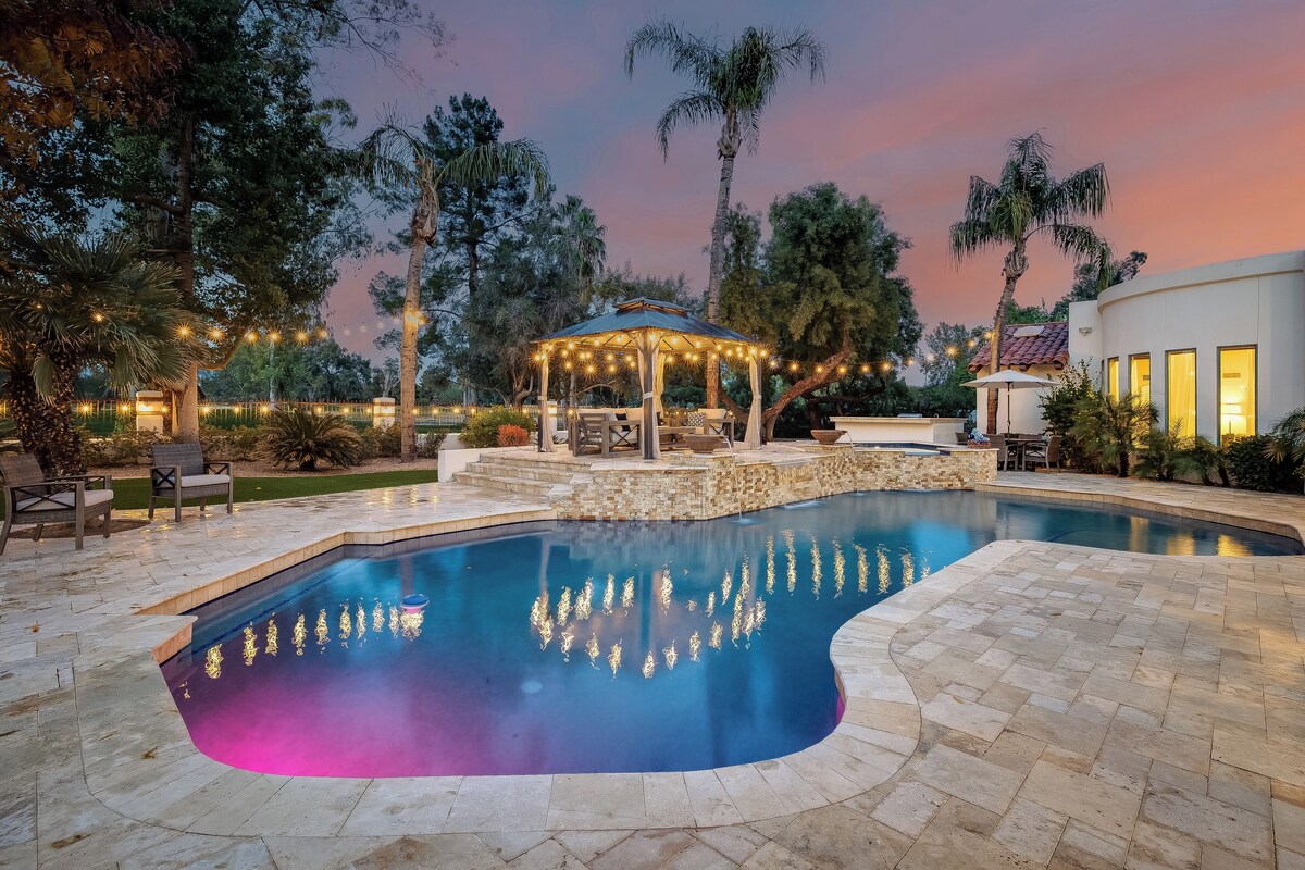 The 19th Hole: Pool, Spa, Pool Table, Sauna!