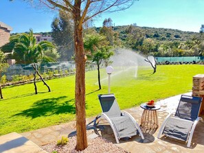 Villa, 3 Schlafzimmer, eigener Pool, Gartenblick | Außenbereich