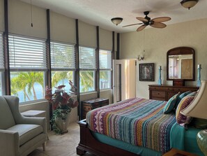 4 Schlafzimmer, Zimmersafe, kostenloses WLAN, Bettwäsche