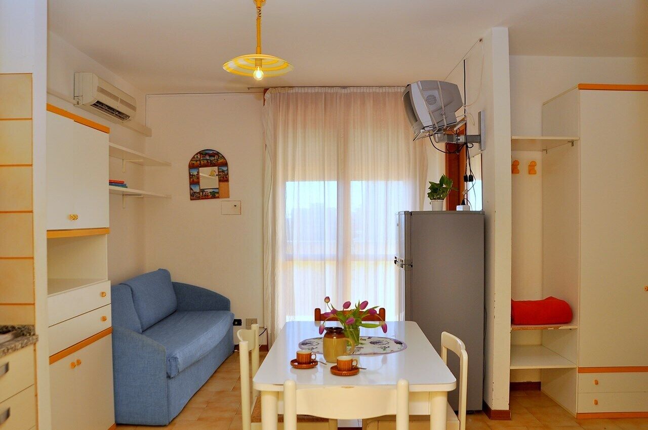 Studio, Balcony, Ocean View | Living area