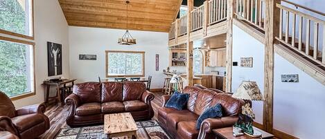 Smart-TV, Kamin, Videospiele