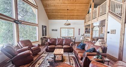 Peaceful Yellowstone Basecamp Hot Tub Pets welcome Steam Shower near ATV Trails