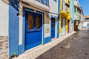Exterior detail - Blue Villa (Setúbal)