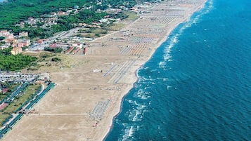 Apartment, 3 Bedrooms, Terrace, Garden View | Exterior