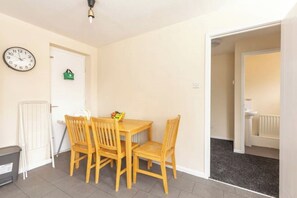 Dining - New Manchester Getaway Home (Manchester)