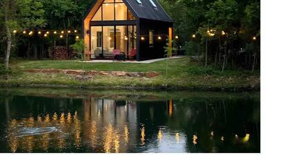 Lakeside East at Live Oak Lake - Modern Cabin