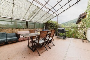 Apartment, 1 Bedroom, Smoking, Terrace | BBQ/picnic area