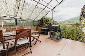 Apartment, 1 Bedroom, Smoking, Terrace | Exterior - Zoo Adjacent Summit Flat By Brasov BnB (Brasov)