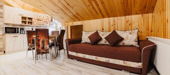 Zoo Adjacent Summit Flat By Brasov BnB