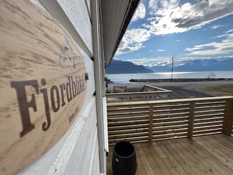 Fjordblikk | 1 bedroom, individually decorated, individually furnished, free WiFi