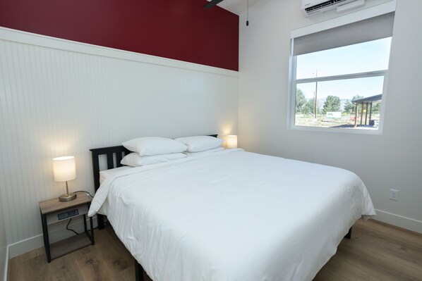 1 bedroom, iron/ironing board, WiFi, bed sheets