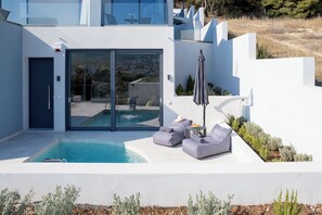 Exterior - White Cliff Luxury Suites (Markopoulo Mesogaias)