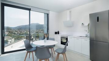 Luxury Suite | Private kitchen