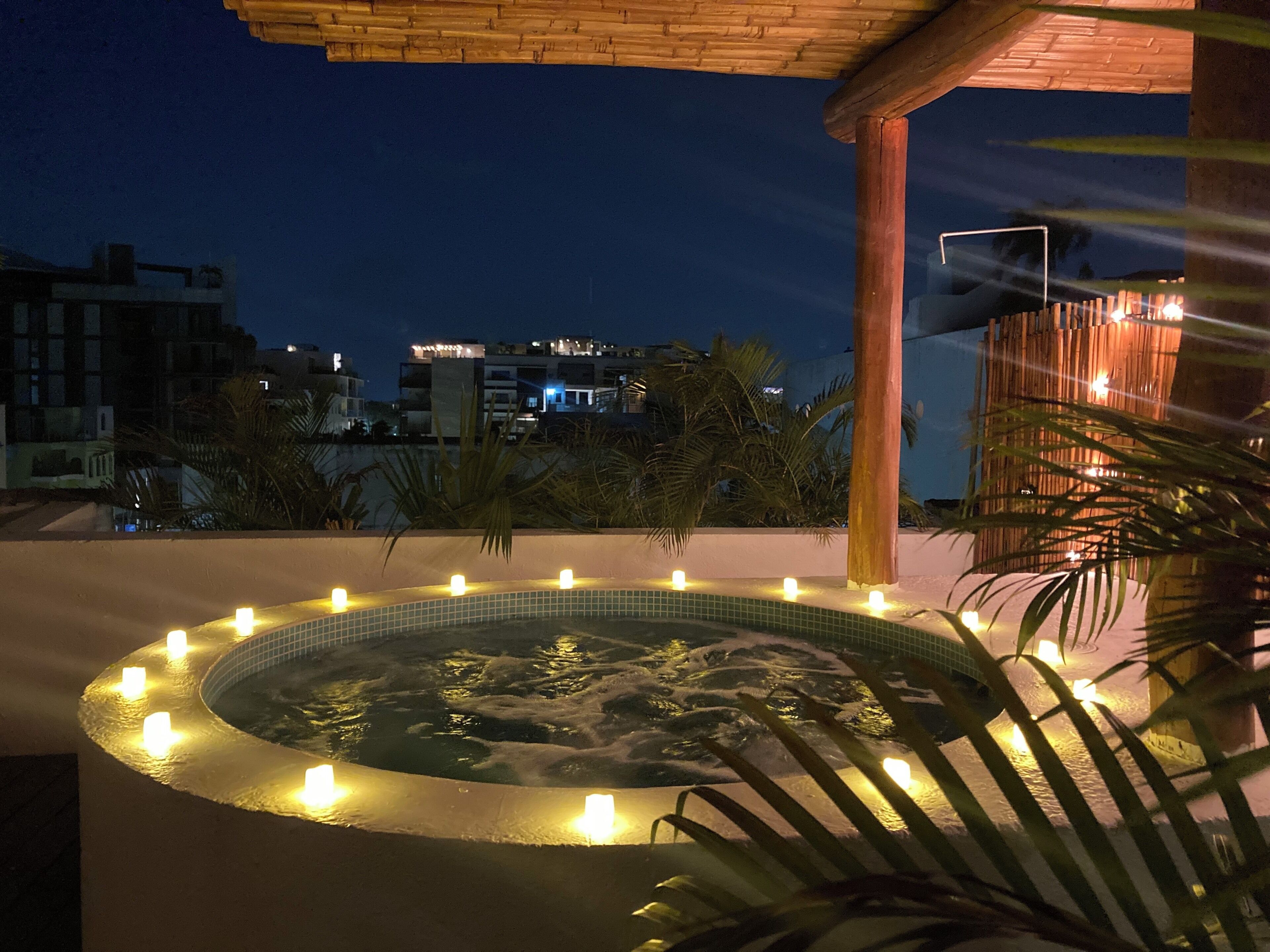 Bañera de hidromasaje exterior