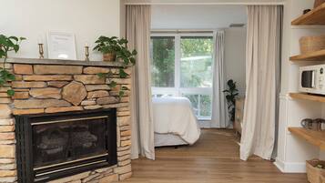 1 bedroom, iron/ironing board, travel crib, free WiFi