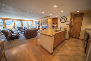 Classic-Apartment, 4 Schlafzimmer, Kamin, Talblick (Decatur 1789) | Außenbereich