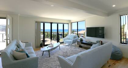 The Views - 4 Bedroom Tura beach
