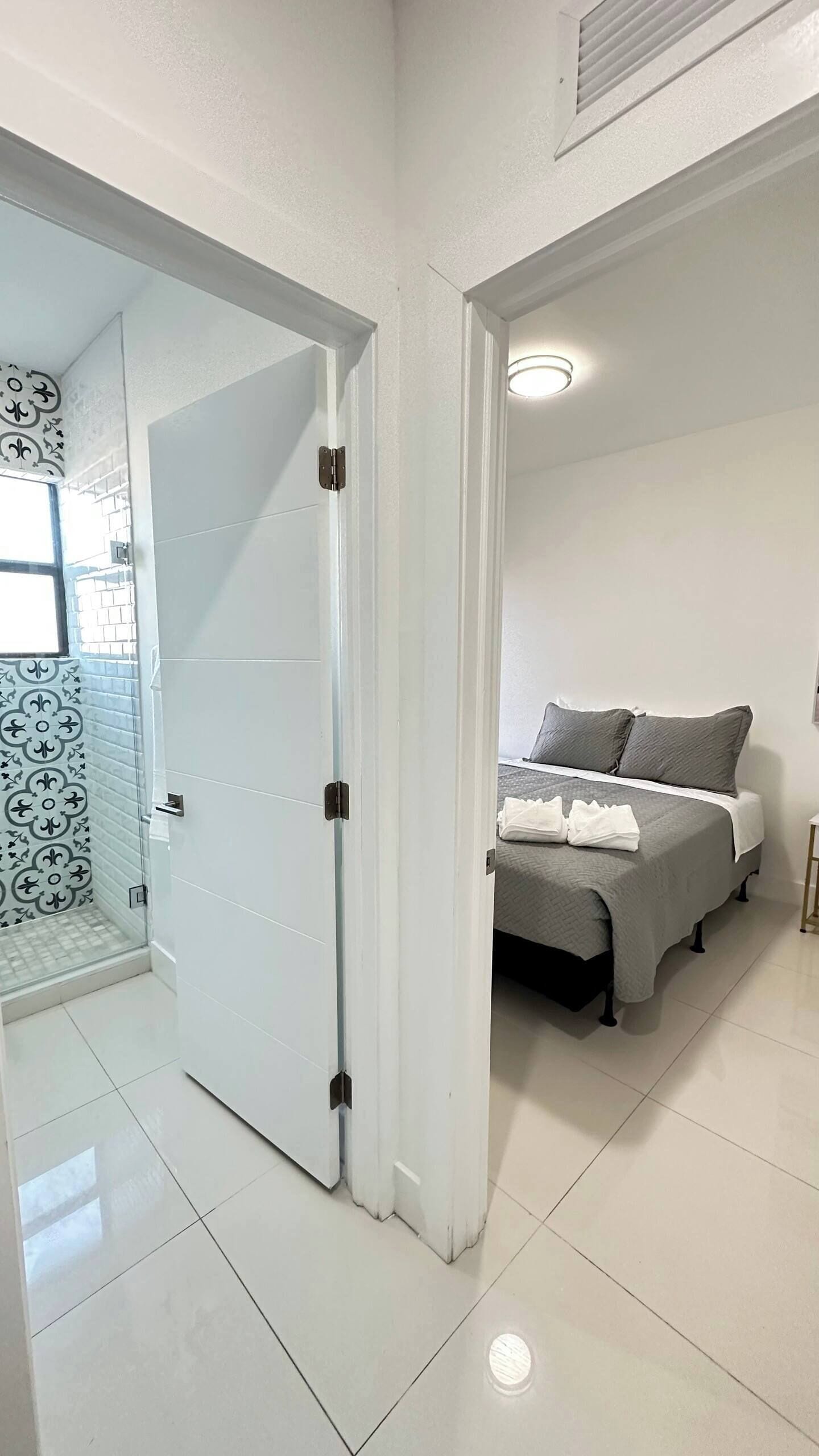 2 bedrooms, iron/ironing board, free WiFi