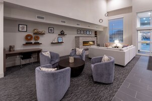 Sala de estar en el lobby