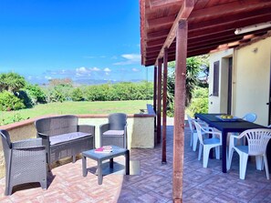 Terrace/patio - Apartment in Villa With Garden Close to the sea (Sorso)