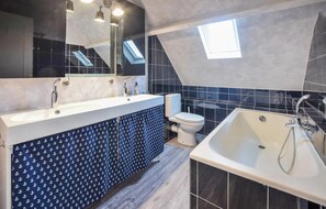 Badewanne, Haartrockner