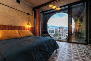 2 Schlafzimmer, Schreibtisch, BĂŒgeleisen/BĂŒgelbrett, kostenloses WLAN