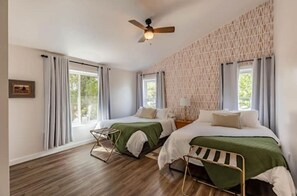 3 habitaciones, escritorio, cuna de viaje y wifi gratis 