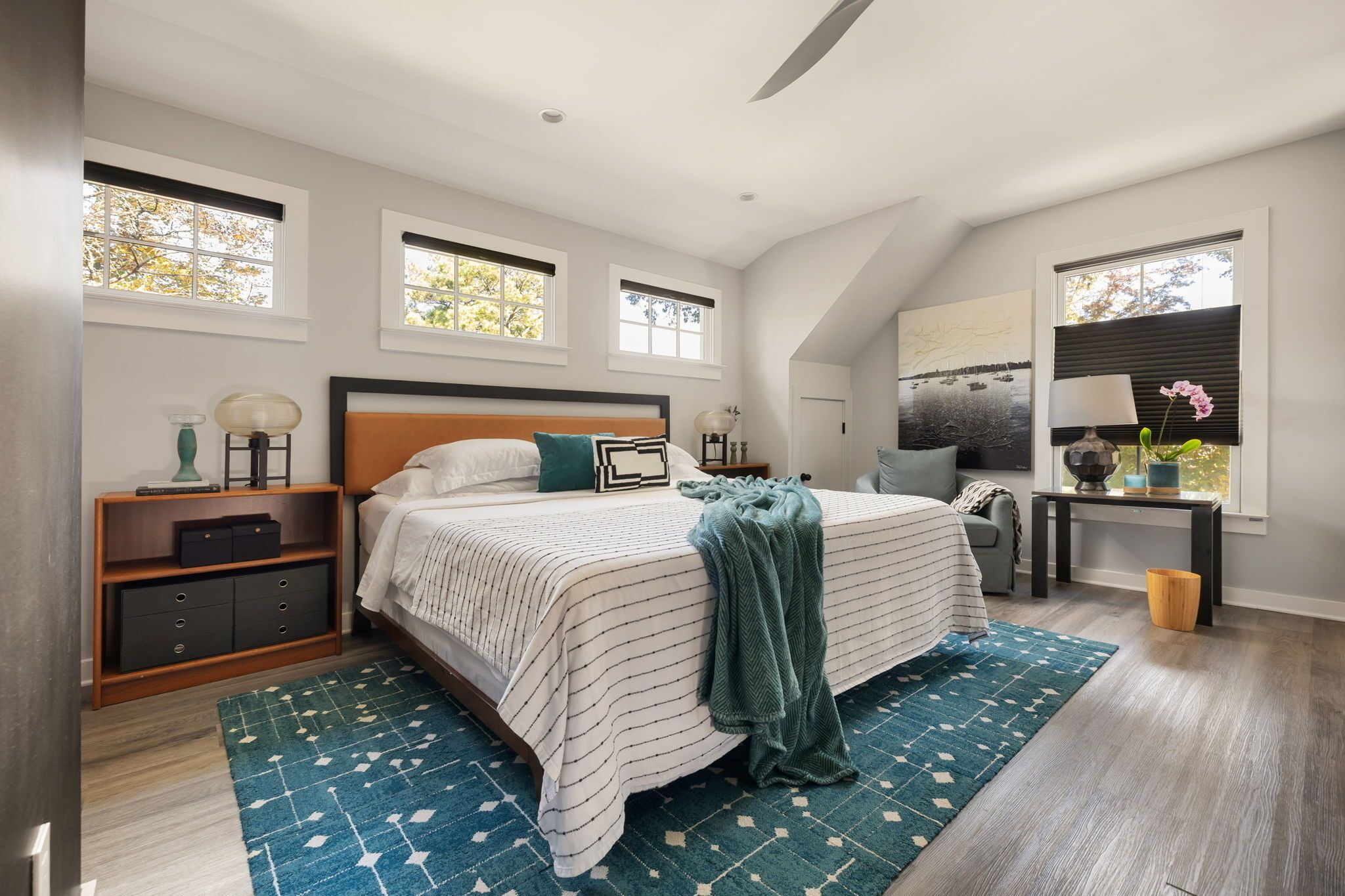 1 habitación, escritorio, tabla de planchar con plancha y wifi gratis 