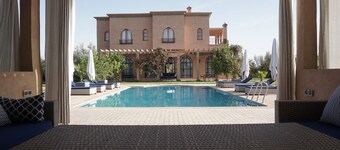 Saphir Paon - Luxury Villa in the Middle of a Farm