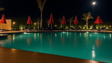 Chalet, 2 Bedrooms, Accessible, Smoking | Pool | Outdoor pool