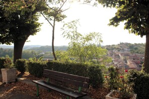 Apartamento, 2 quartos, para fumantes, sacada | Fachada