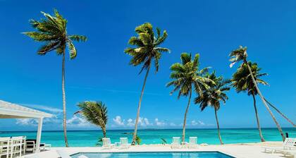 Blessing on the Bay - Brand New 4 bedroom Luxury Beachfront house