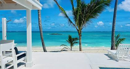 Blessing on the Bay - Brand New 4 bedroom Luxury Beachfront house