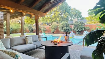 Ulkouima-allas, lämmitetty uima-allas