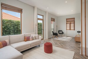 TV, offices - Close to the Funchal centre, Casa da Amoreira (Funchal)